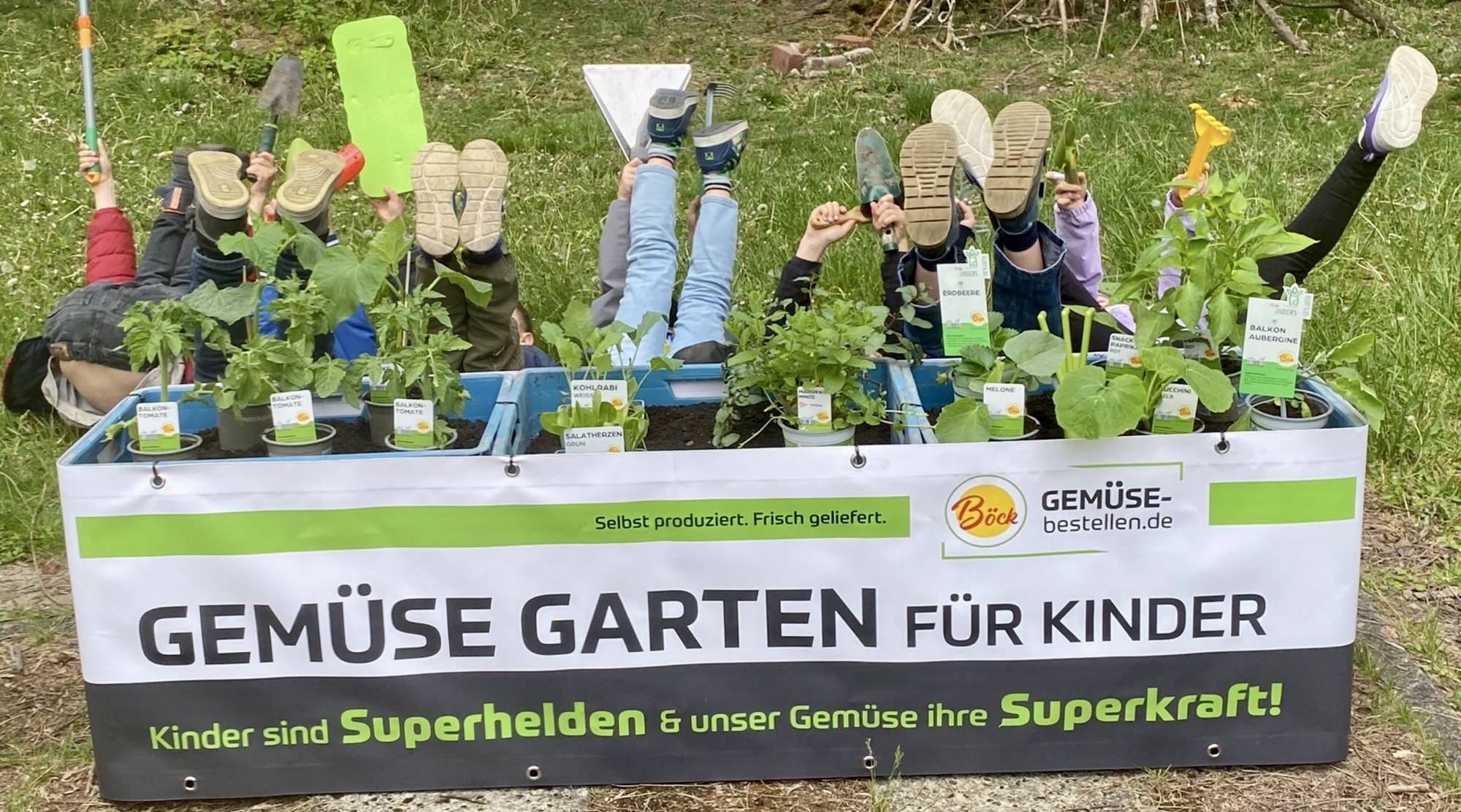 Read more about the article Neues Hochbeet für unsere Ganztagsklasse – Herzlichen Dank an die Gärtnerei Böck!